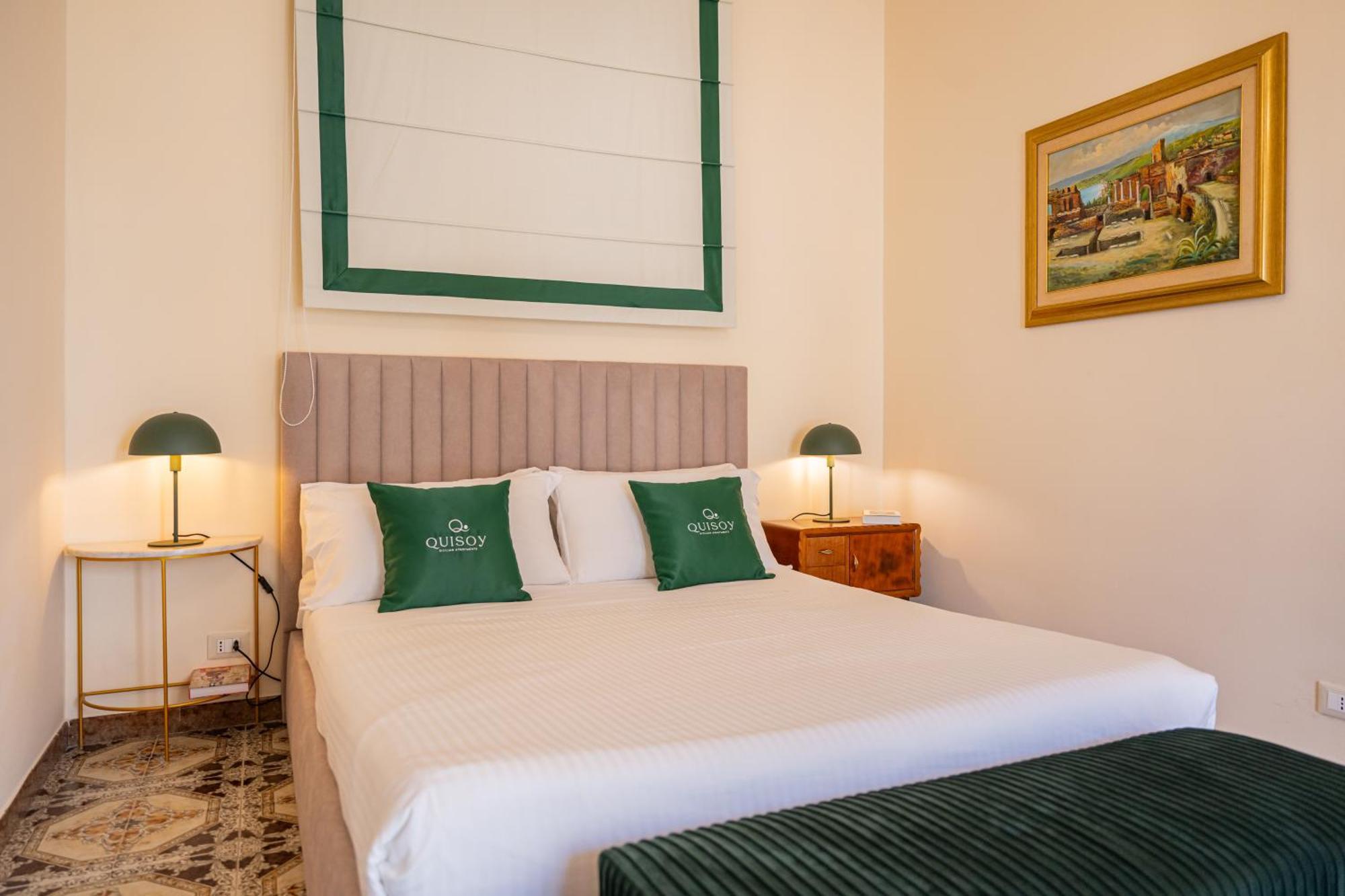 Achilles Apartment Giardini Naxos Eksteriør billede