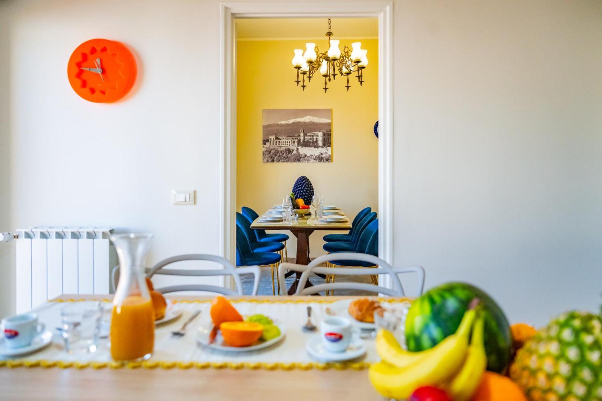 Achilles Apartment Giardini Naxos Eksteriør billede